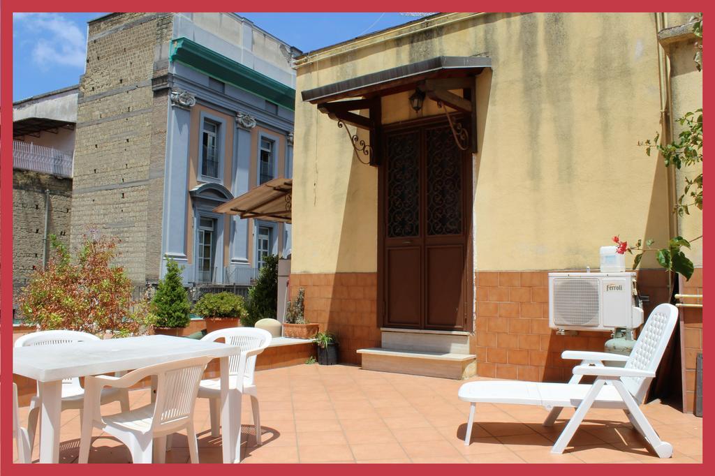 B&B La Storia Di Napoli Zewnętrze zdjęcie