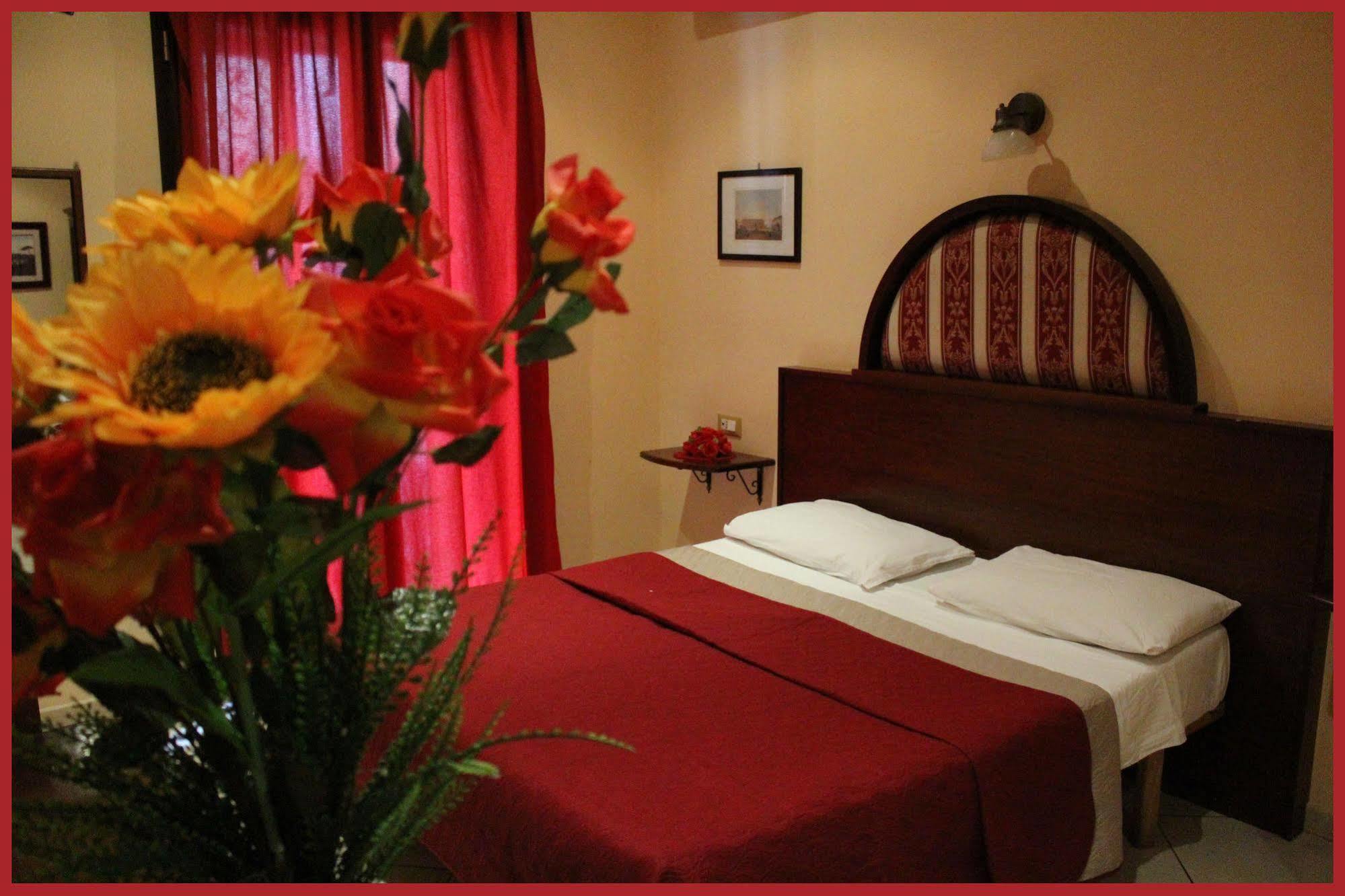 B&B La Storia Di Napoli Zewnętrze zdjęcie