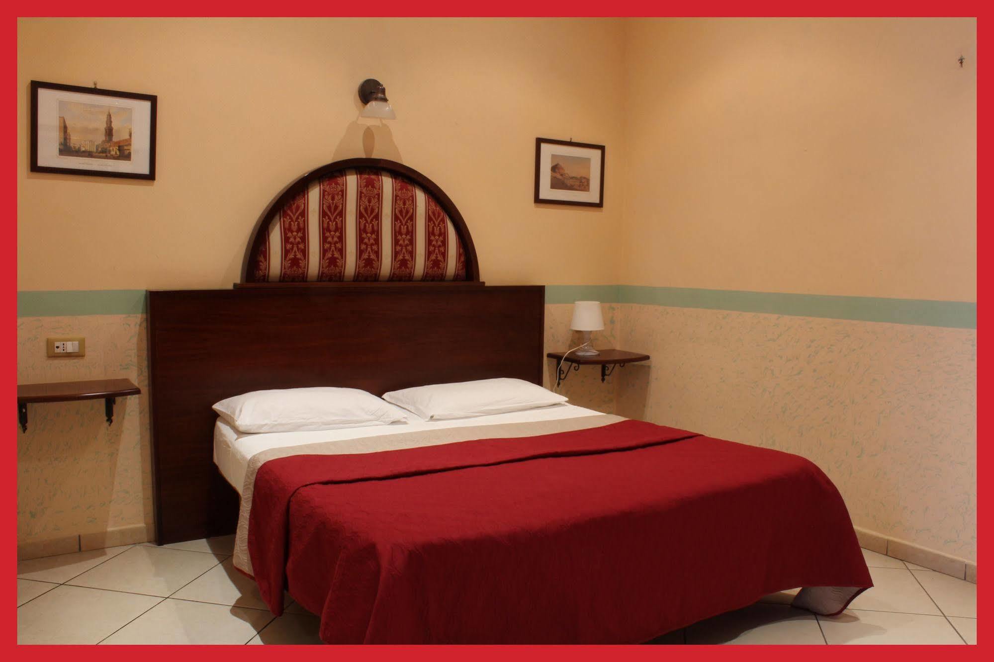 B&B La Storia Di Napoli Zewnętrze zdjęcie