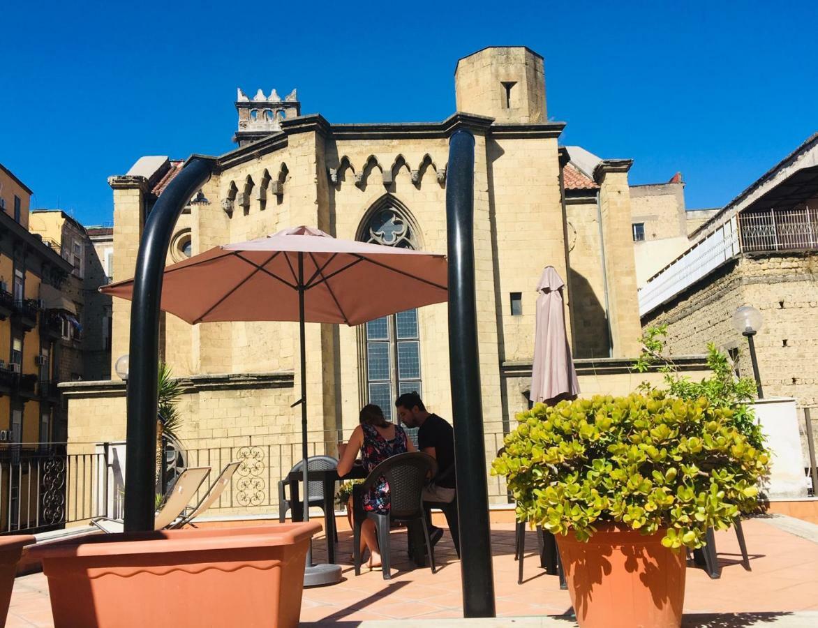B&B La Storia Di Napoli Zewnętrze zdjęcie